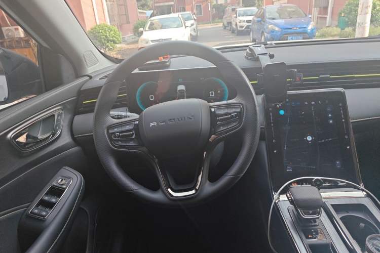 Used Roewe RX5 2023 PLUS 330TGI Automatic Trendsetting Smart Edition Steering Wheel