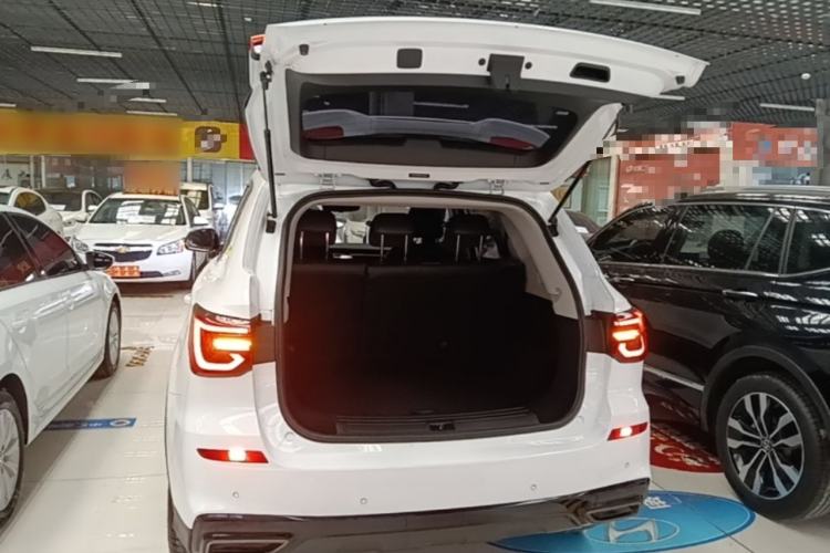 Used Roewe RX5 2023 PLUS 330TGI Automatic Trendsetting Smart Edition Trunk