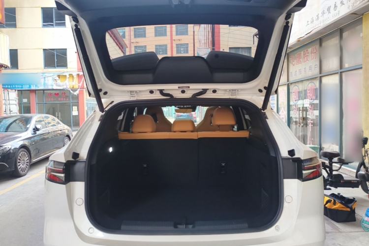 Used Roewe RX5 2023 1.5T Elite Edition Trunk