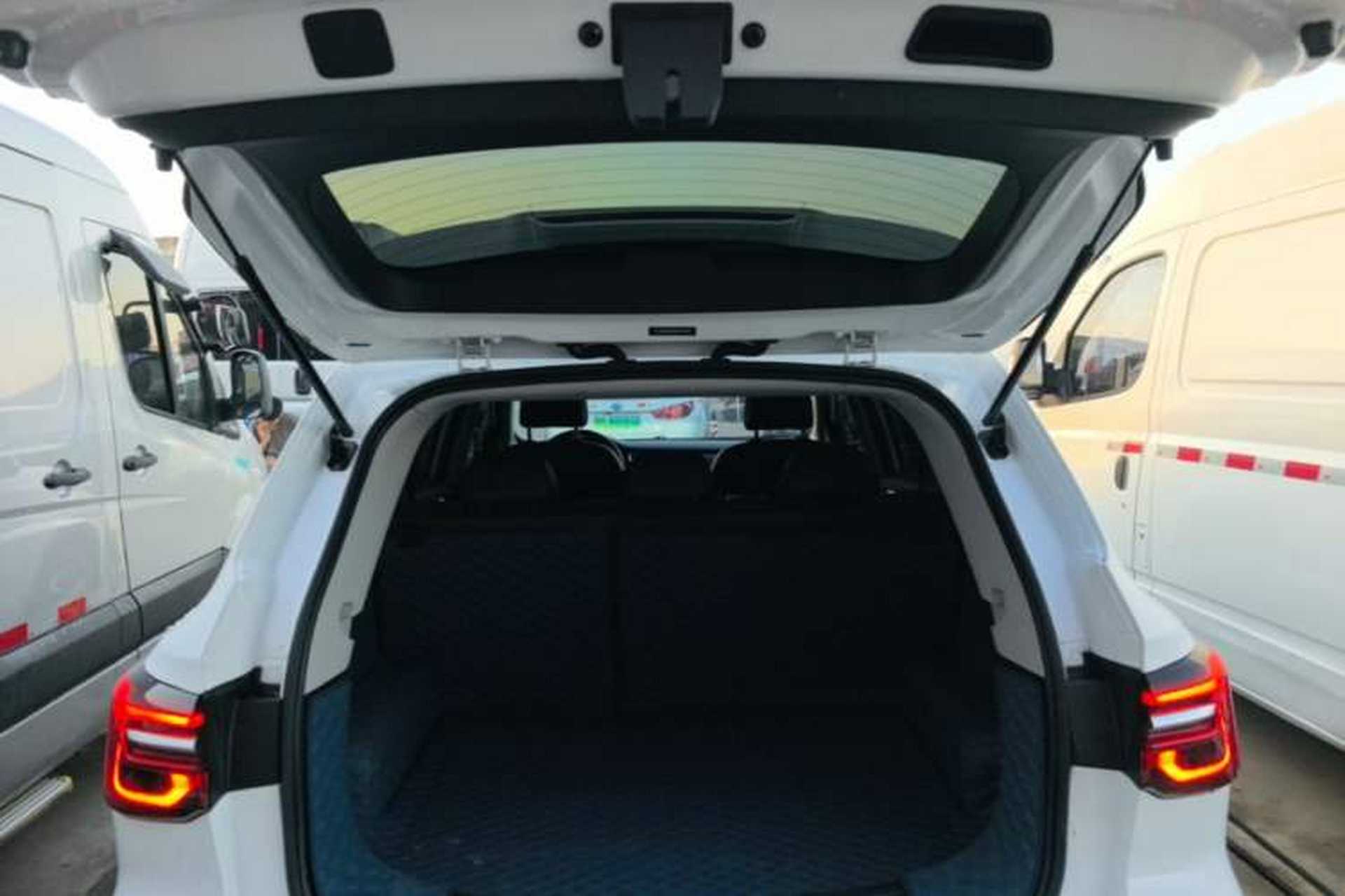 Used Roewe RX5 2023 PLUS 330TGI Automatic Trendsetting Smart Edition Trunk