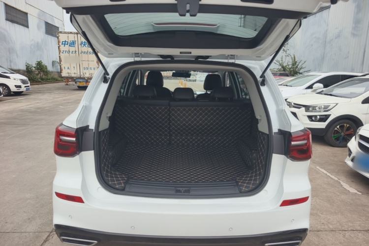 Used Roewe RX5 2023 PLUS 330TGI Automatic Trendsetting Smart Edition Trunk