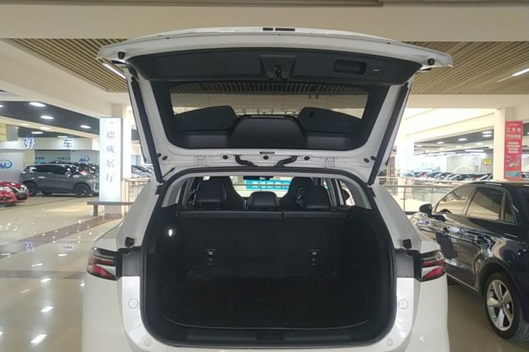 Used Roewe RX5 2023 1.5T Elite Edition Trunk
