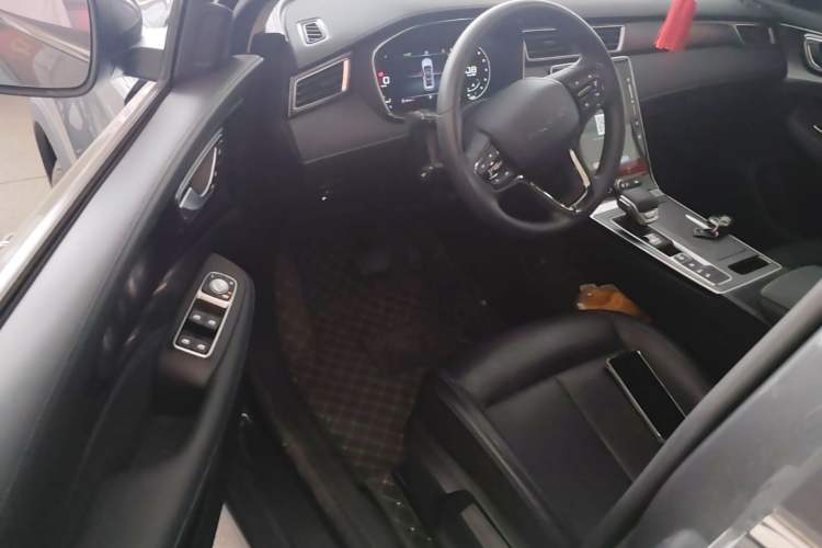 Used Roewe RX5 2025 PLUS 330TGI Automatic Trendsetting Smart Edition Driver Seat