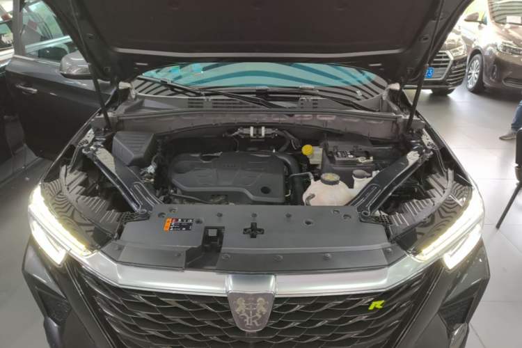 Used Roewe RX5 2025 PLUS 330TGI Automatic Trendsetting Smart Edition Engine Bay