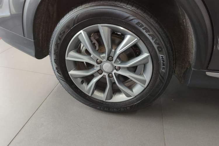 Used Roewe RX5 2025 PLUS 330TGI Automatic Trendsetting Smart Edition Exterior 5