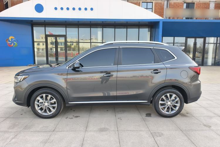Used Roewe RX5 2025 PLUS 330TGI Automatic Trendsetting Smart Edition Exterior 5