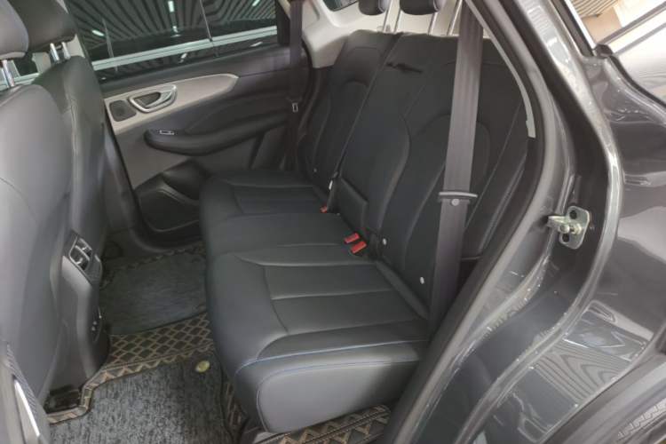 Used Roewe RX5 2025 PLUS 330TGI Automatic Trendsetting Smart Edition Left Rear Seat