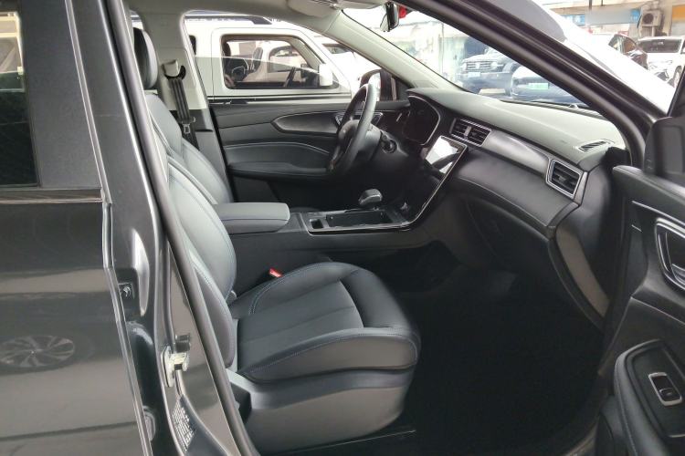 Used Roewe RX5 2025 PLUS 330TGI Automatic Trendsetting Smart Edition Right Front Seat