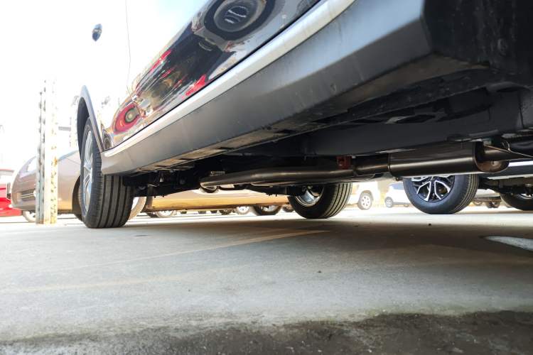 Used Roewe RX5 2025 PLUS 330TGI Automatic Trendsetting Smart Edition Right Side Sill