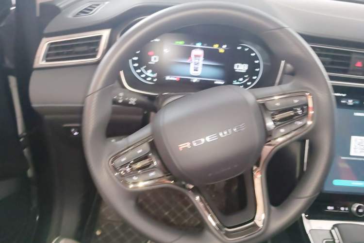 Used Roewe RX5 2025 PLUS 330TGI Automatic Trendsetting Smart Edition Steering Wheel