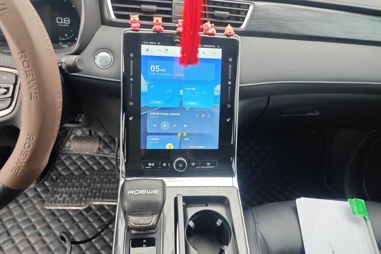 Used Roewe RX5 2025 PLUS 330TGI Automatic Trendsetting Smart Edition Audio And AC Panel