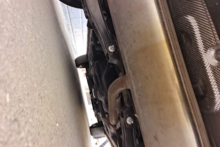 Used Roewe RX5 2025 PLUS 330TGI Automatic Trendsetting Smart Edition Chassis Rear