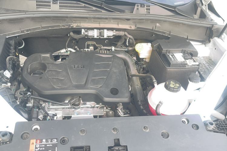 Used Roewe RX5 2025 PLUS 330TGI Automatic Trendsetting Smart Edition Engine Bay