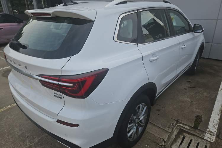 Used Roewe RX5 2025 PLUS 330TGI Automatic Trendsetting Smart Edition Exterior 2
