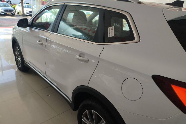 Used Roewe RX5 2025 PLUS 330TGI Automatic Trendsetting Smart Edition Exterior 3