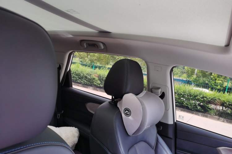 Used Roewe RX5 2025 PLUS 330TGI Automatic Trendsetting Smart Edition Headliner