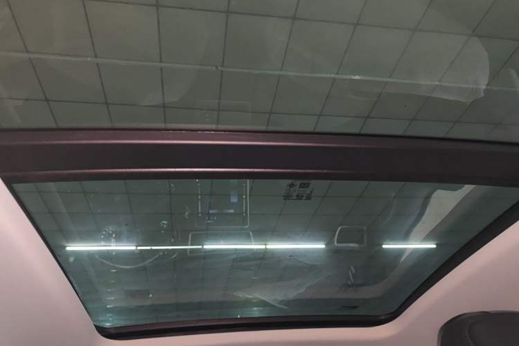 Used Roewe RX5 2025 PLUS 330TGI Automatic Trendsetting Smart Edition Headliner