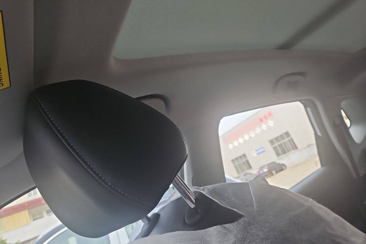 Used Roewe RX5 2025 PLUS 330TGI Automatic Trendsetting Smart Edition Headliner