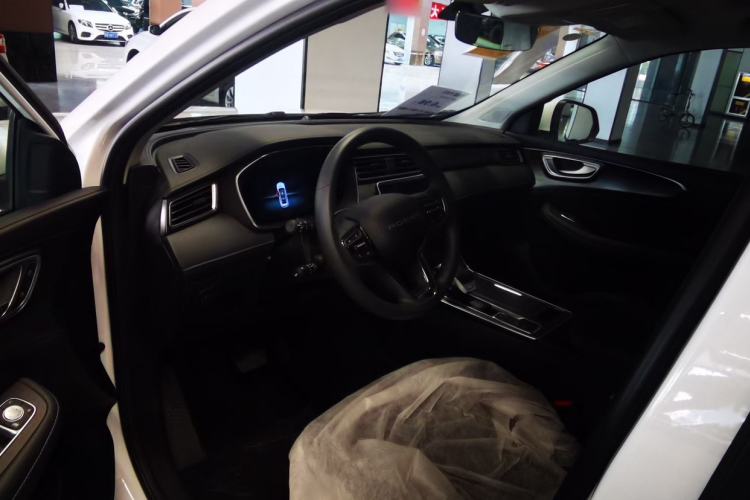 Used Roewe RX5 2025 PLUS 330TGI Automatic Trendsetting Smart Edition Interior 1