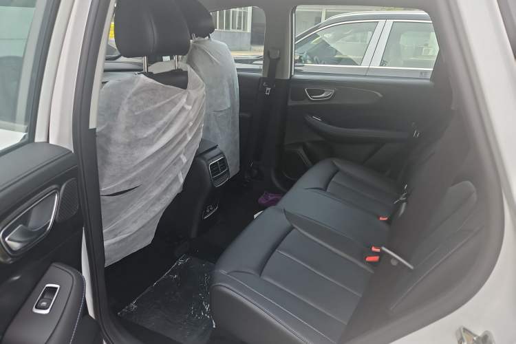 Used Roewe RX5 2025 PLUS 330TGI Automatic Trendsetting Smart Edition Interior 1
