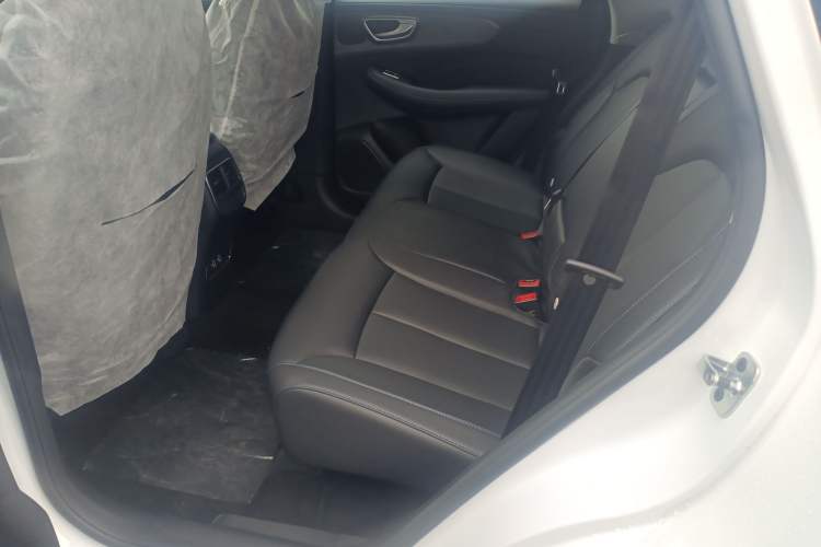 Used Roewe RX5 2025 PLUS 330TGI Automatic Trendsetting Smart Edition Interior 2