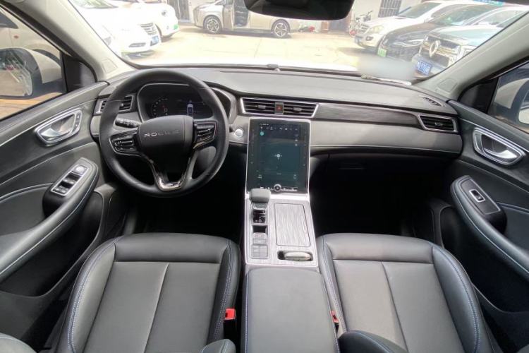 Used Roewe RX5 2025 PLUS 330TGI Automatic Trendsetting Smart Edition Interior 2