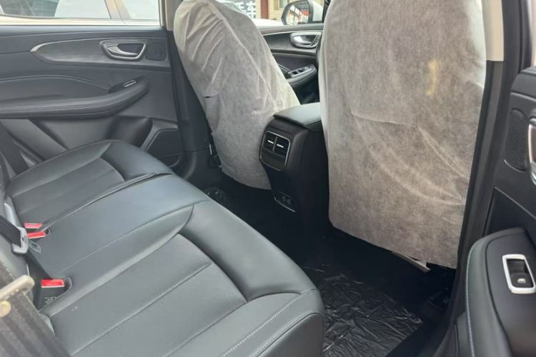 Used Roewe RX5 2025 PLUS 330TGI Automatic Trendsetting Smart Edition Interior 3