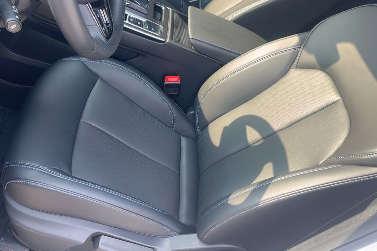 Used Roewe RX5 2025 PLUS 330TGI Automatic Trendsetting Smart Edition Interior 5