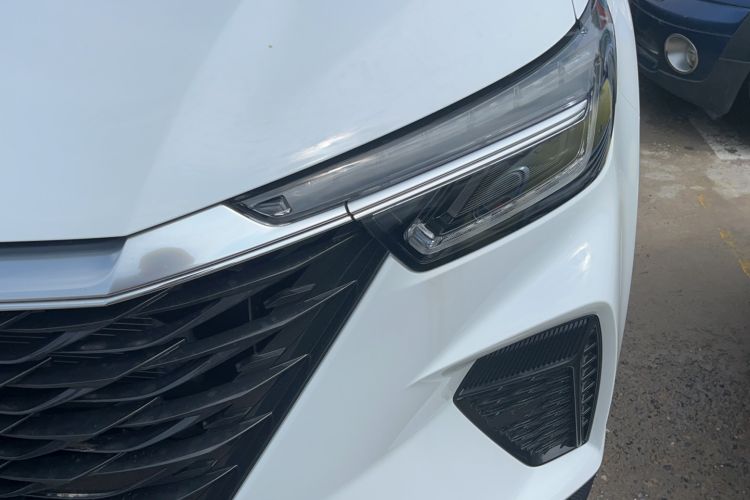 Used Roewe RX5 2025 PLUS 330TGI Automatic Trendsetting Smart Edition Left Front Headlight