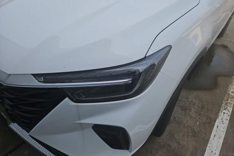Used Roewe RX5 2025 PLUS 330TGI Automatic Trendsetting Smart Edition Left Front Headlight