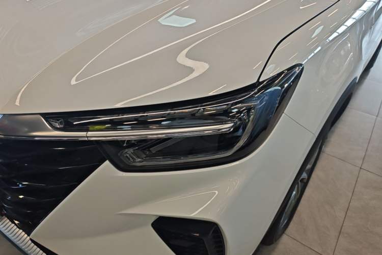 Used Roewe RX5 2025 PLUS 330TGI Automatic Trendsetting Smart Edition Left Front Headlight