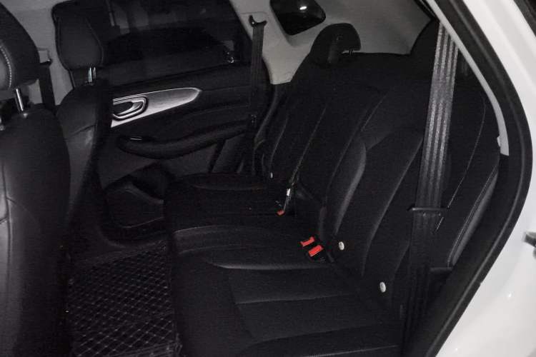 Used Roewe RX5 2025 PLUS 330TGI Automatic Trendsetting Smart Edition Left Rear Seat