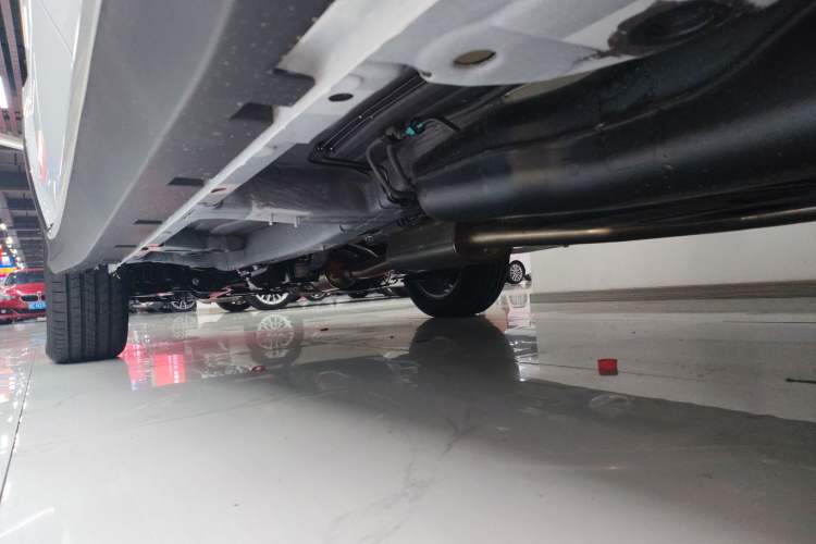 Used Roewe RX5 2025 PLUS 330TGI Automatic Trendsetting Smart Edition Left Side Sill