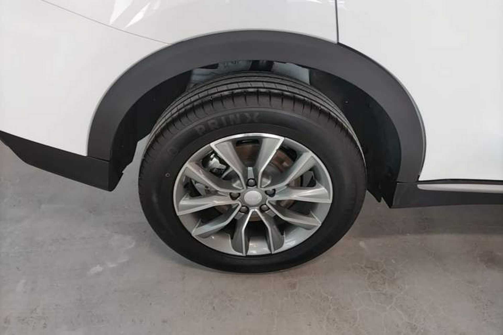 Used Roewe RX5 2025 PLUS 330TGI Automatic Trendsetting Smart Edition Right Rear Wheel Hub