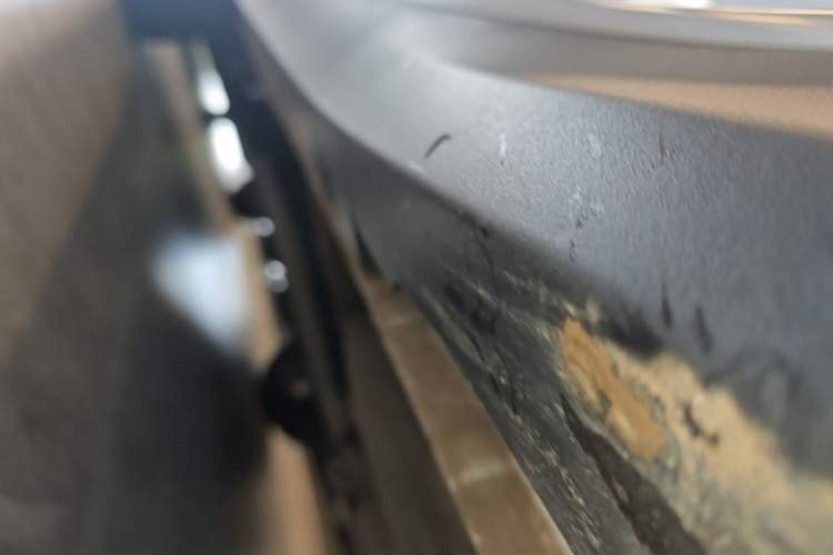 Used Roewe RX5 2025 PLUS 330TGI Automatic Trendsetting Smart Edition Right Side Sill