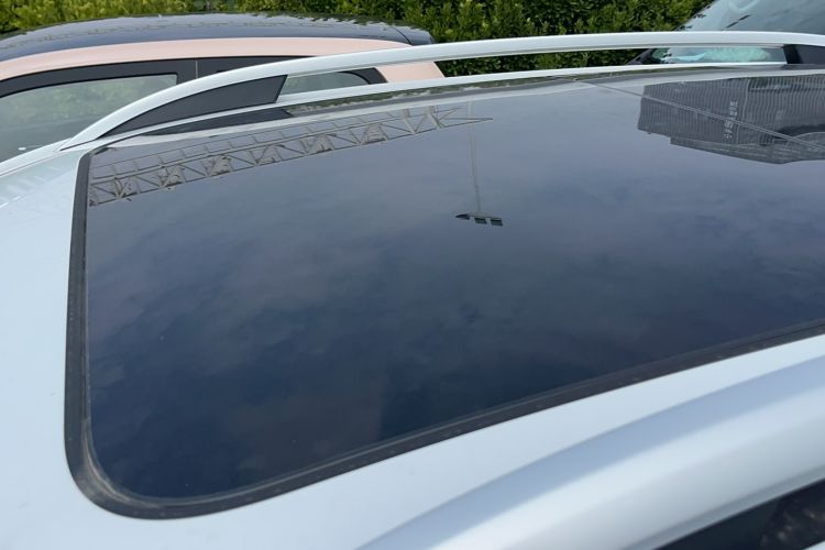 Used Roewe RX5 2025 PLUS 330TGI Automatic Trendsetting Smart Edition Roof