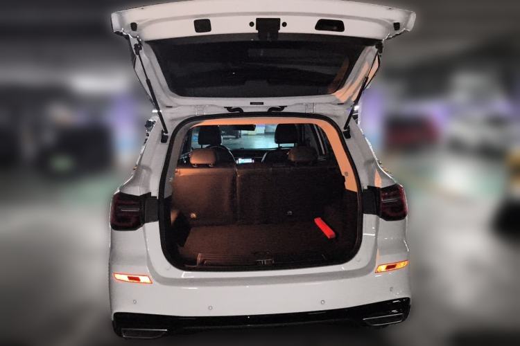 Used Roewe RX5 2025 PLUS 330TGI Automatic Trendsetting Smart Edition Trunk