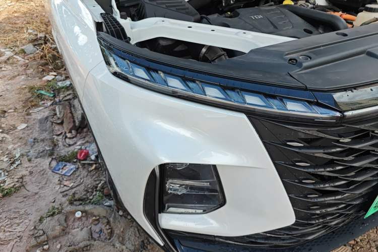 Used Roewe RX5 eMAX 2022 1.5T PHEV Fearless Deluxe Edition Right Front Headlight