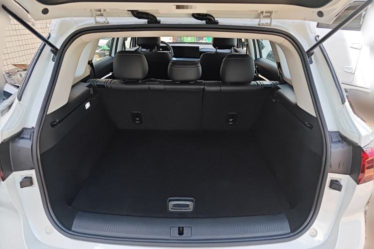 Used Roewe RX5 eMAX 2022 1.5T PHEV Fearless Deluxe Edition Trunk