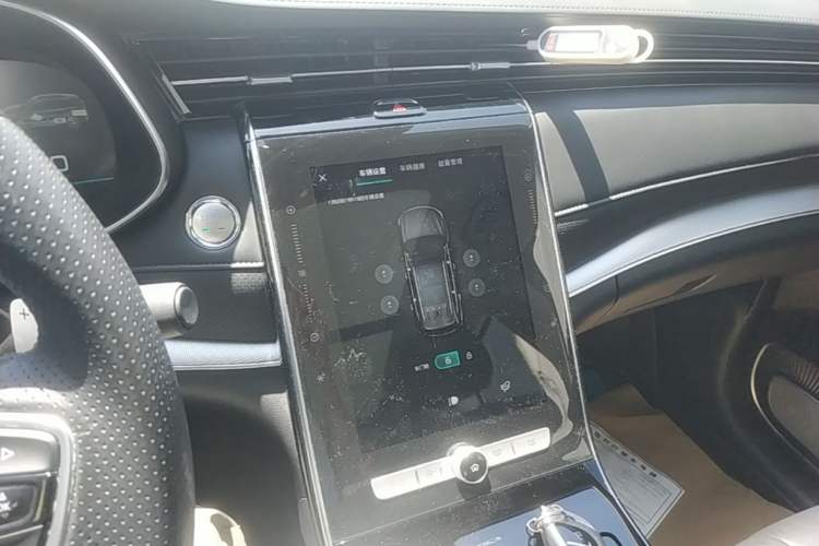 Used Roewe RX5 eMAX 2020 500 PHEV Smart Cabin Flagship Edition Audio And AC Panel