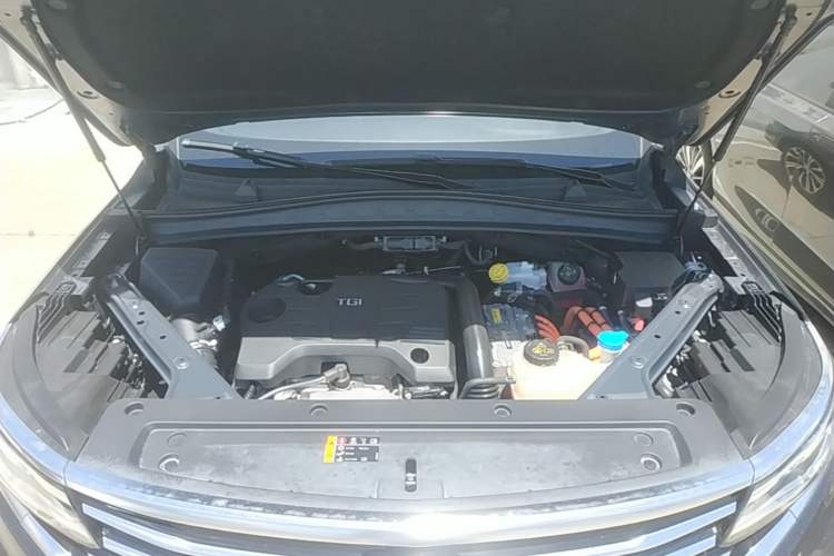 Used Roewe RX5 eMAX 2020 500 PHEV Smart Cabin Flagship Edition Engine Bay