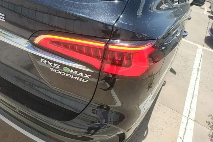 Used Roewe RX5 eMAX 2020 500 PHEV Smart Cabin Flagship Edition Right Rear Taillight