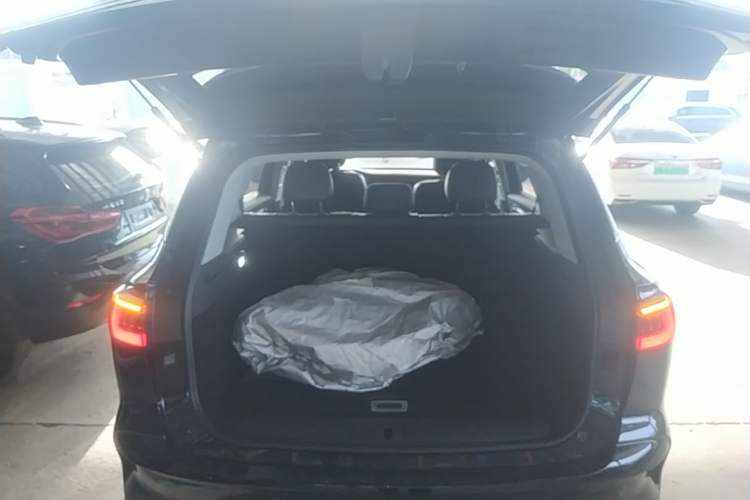 Used Roewe RX5 eMAX 2020 500 PHEV Smart Cabin Flagship Edition Trunk