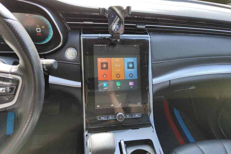 Used Roewe RX5 eMAX 2020 500 PHEV 4G-Connected Luxury Edition Audio And AC Panel