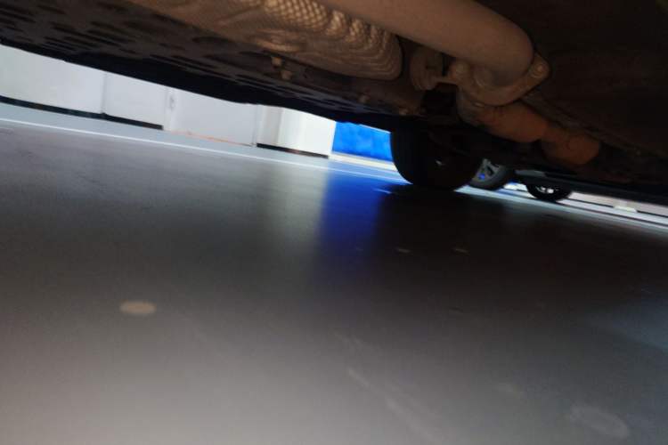 Used Roewe RX5 eMAX 2020 500 PHEV 4G-Connected Luxury Edition Chassis Rear Left