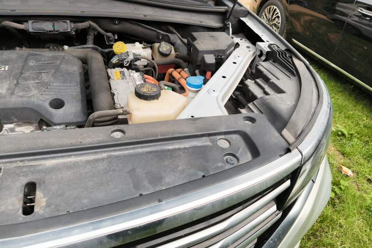 Used Roewe RX5 eMAX 2020 500 PHEV 4G-Connected Luxury Edition Engine Bay Left