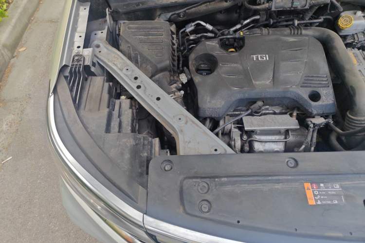 Used Roewe RX5 eMAX 2020 500 PHEV Smart Cabin Flagship Edition Engine Bay Right