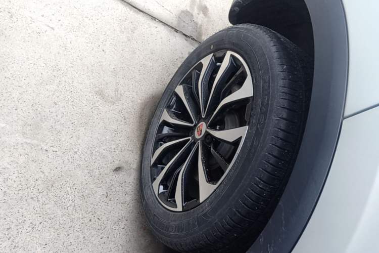 Used Roewe RX5 eMAX 2020 500 PHEV 4G-Connected Luxury Edition Exterior 5