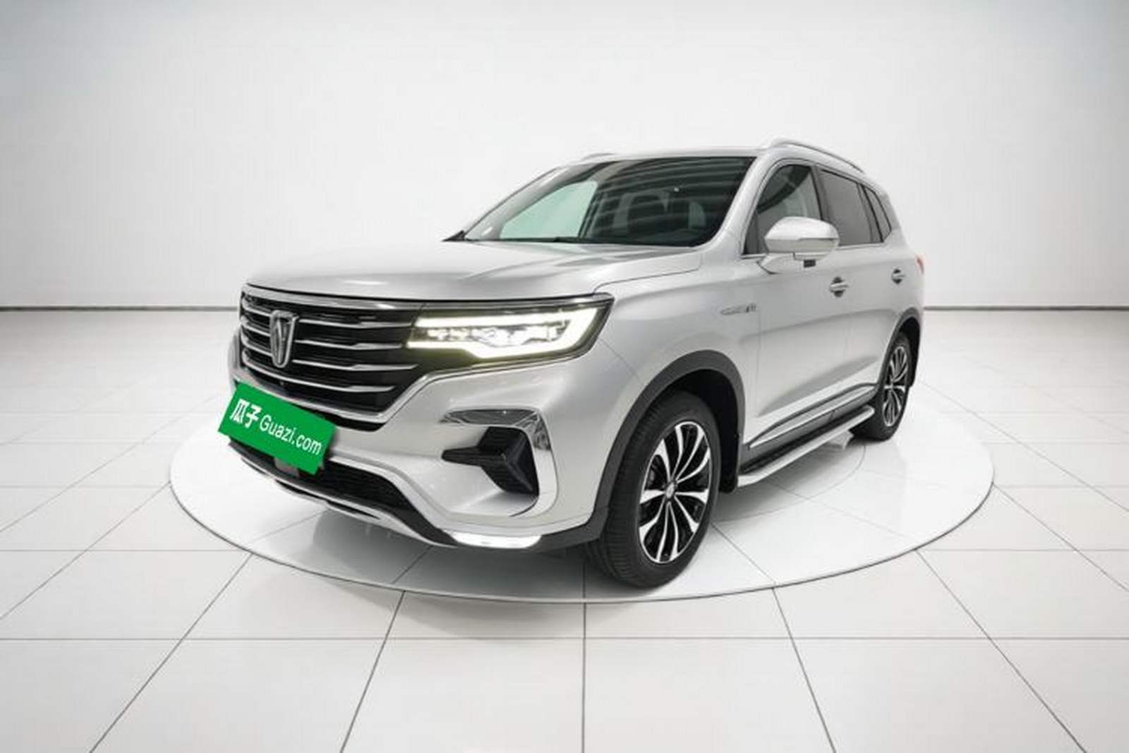 Фото Roewe с площадки