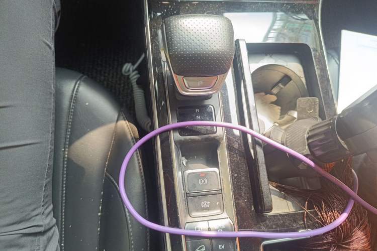 Used Roewe RX5 eMAX 2020 500 PHEV Premium Smart Cabin Gear Lever